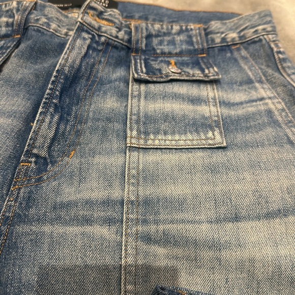 Veronica Beard stonewashed flared jeans - Picture 4 of 10